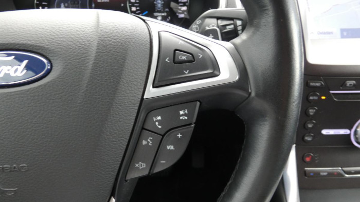 Ford Galaxy 2.0 EcoBlue AWD aut. Titanium na operativní leasing