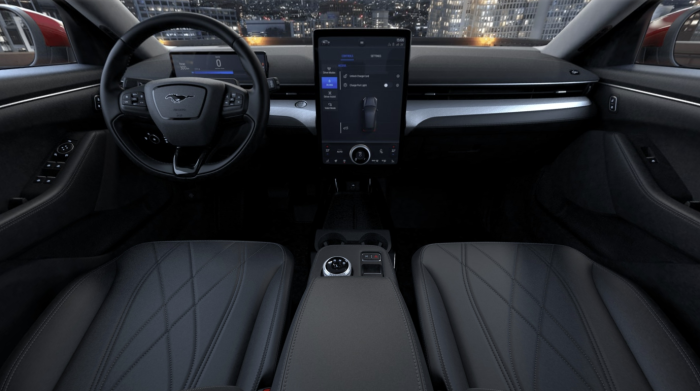 Ford Mustang Mach-E Mach-E Elektro na operativní leasing