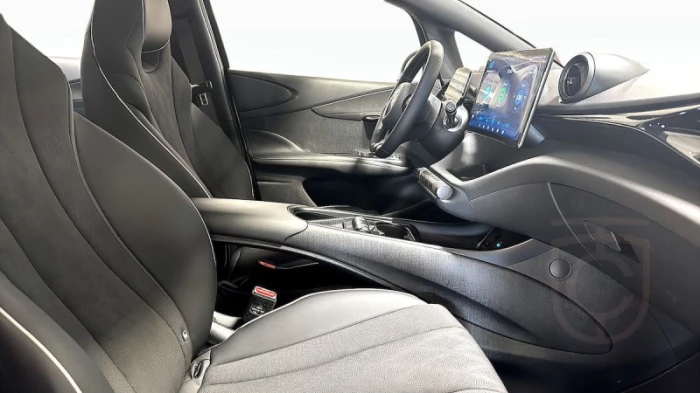 BYD Doplhin Design na operativní leasing