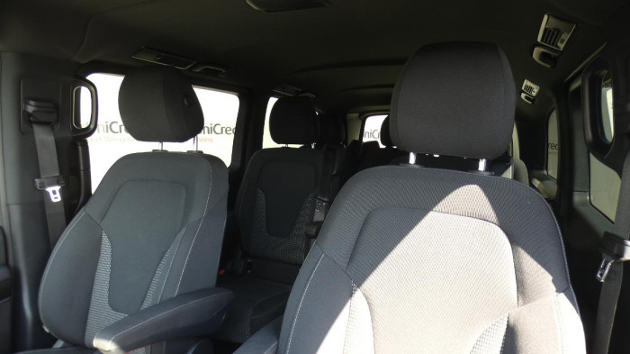 Mercedes-Benz Třídy V 300d AMG 9G Tronic na operativní leasing