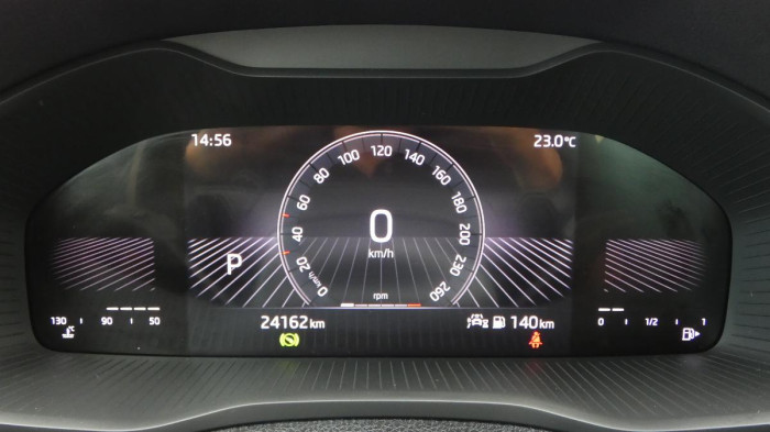 Škoda Karoq 1,5 TSI Ambition DSG na operativní leasing