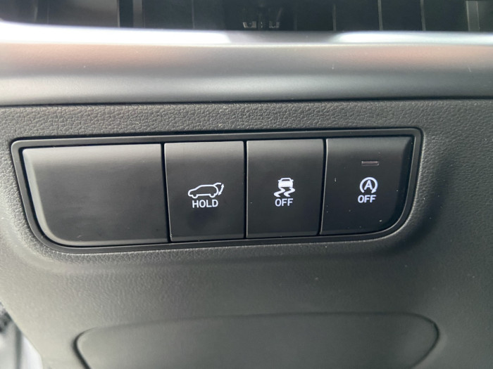 25 1,6 TGDI MT 20 YEARS LUXURY na operativní leasing