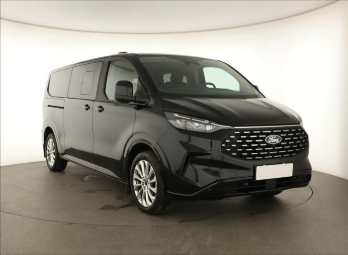Ford Tourneo Custom Titanium 2.0 EcoBlue 125 kW 4x4 Automat na operativní leasing