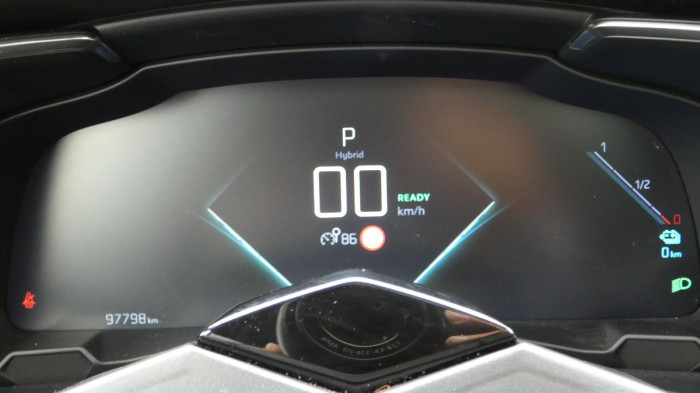 DS Automobiles DS7 Crossback 1.6 E-TENSE 300 EAT8 4x4 Perfo na operativní leasing