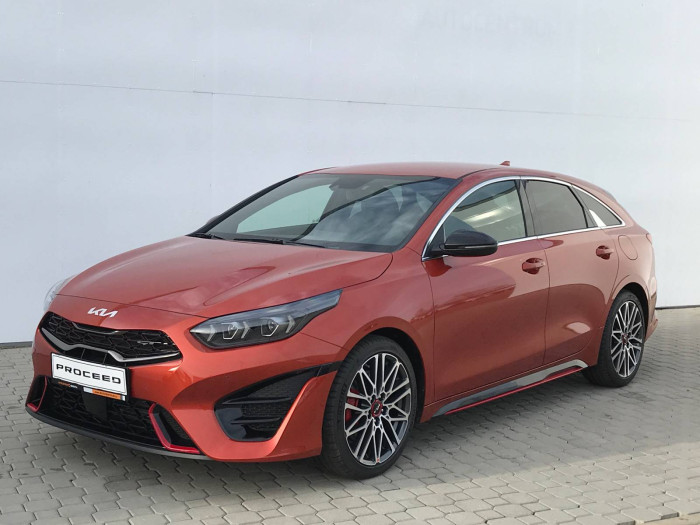 KIA ProCeed CD GT 7DCT 1,6 T-GDi / 150kW na operativní leasing
