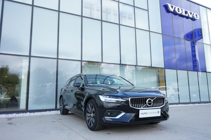 Volvo V60 B4 INSCRIPTION AUT 1.maj. na operativní leasing