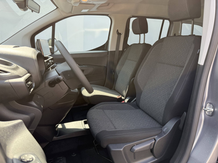 Opel Combo Edition Plus L2 MT6 1,5 CDTi / 96kW na operativní leasing