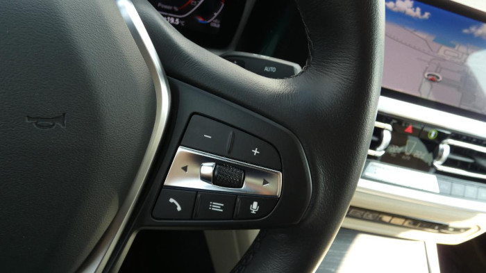 BMW Řada 3 330d xDrive AT na operativní leasing