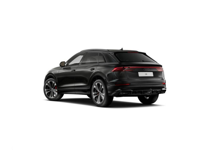 Audi Q8 SUV 50 Quattro 8TT 3,0TDI / 210kW na operativní leasing
