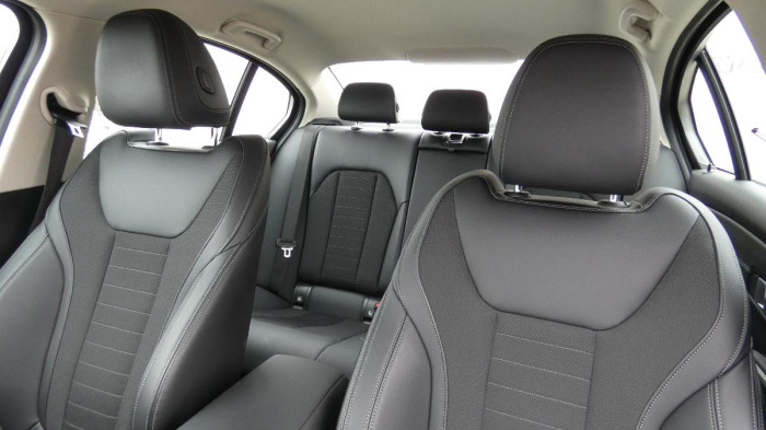 BMW Řada 3 320i Advantage na operativní leasing