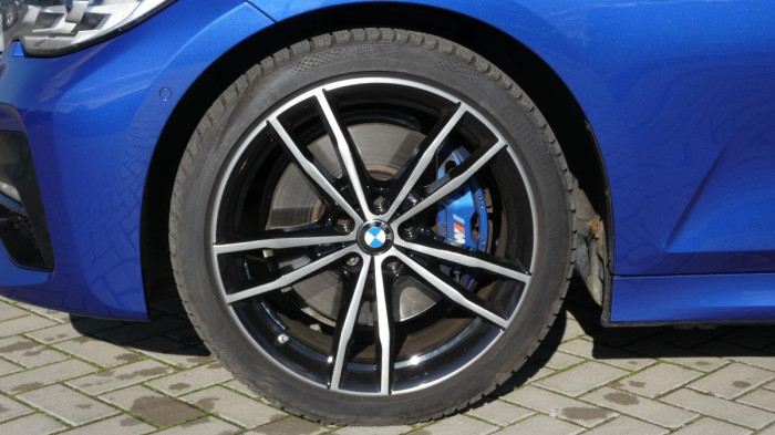 BMW Řada 3 330d Touring  xDrive na operativní leasing