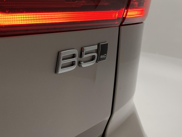 Volvo XC60 T6 AWD AUT BRIGHT PLUS na operativní leasing