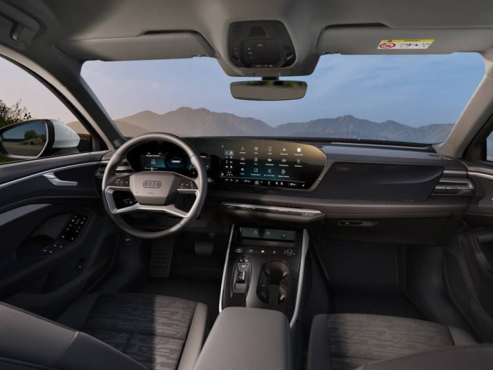 Audi A6 Limuzína TDI quattro 150 kW STR na operativní leasing
