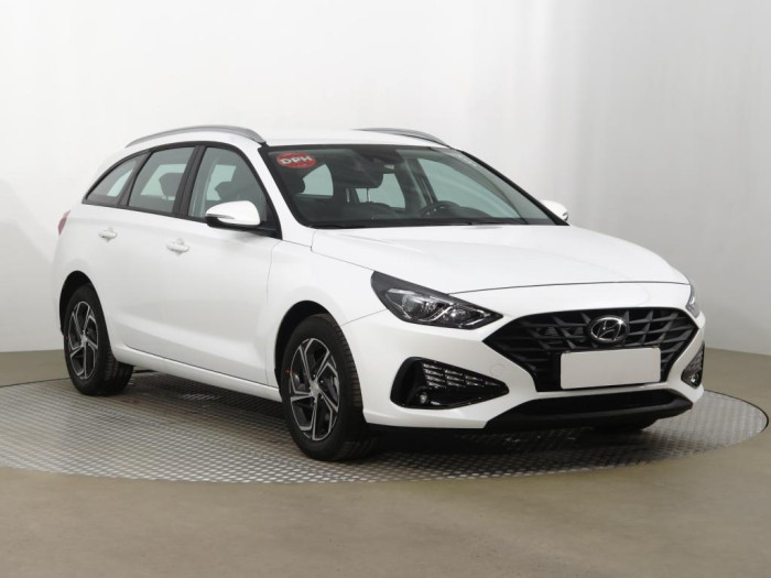 Hyundai i30 Combi Comfort 1.5 DPI 71 kW Manuál na operativní leasing