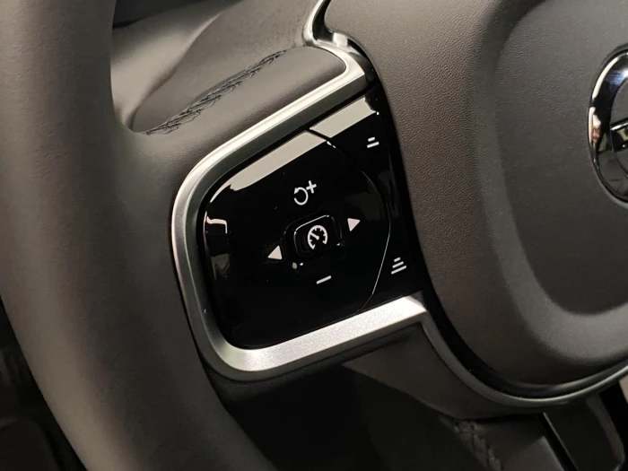 Volvo V60 T6 AWD Plug-in H. BRIGHT PLUS na operativní leasing