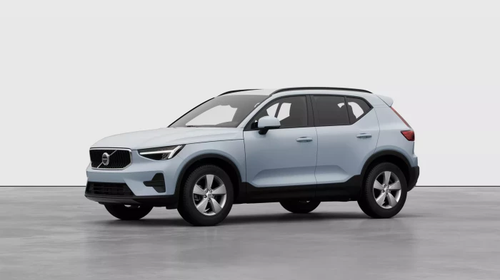 Volvo XC40 B3 Essential DCT 5d 2,0 B3 120 kW automat světle modrá Cloud Blue 2,0 B3 na operativní leasing
