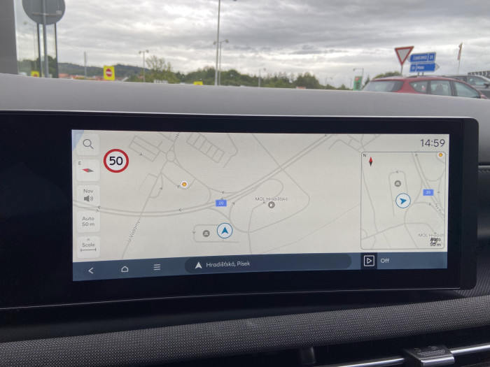 25 1,6 TGDI MT 20 YEARS LUXURY na operativní leasing