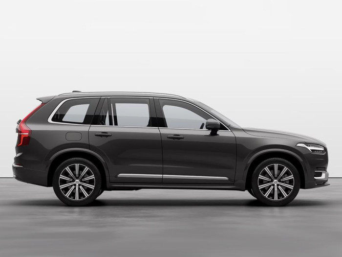 Volvo XC90 B5 AWD AUT BRIGHT ULTIMATE 7M na operativní leasing