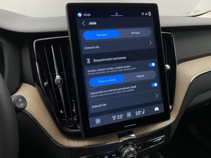 Volvo XC60 T6 AWD AUT BRIGHT PLUS na operativní leasing