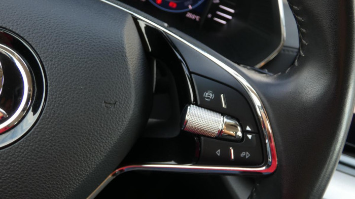 Škoda Octavia Combi 2,0 TDI  Ambition na operativní leasing