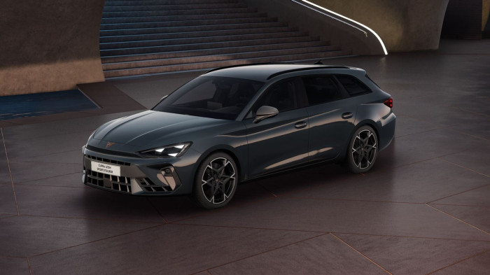 Cupra Leon SP VZ 2.0 TSI 333k DSG 4WD na operativní leasing