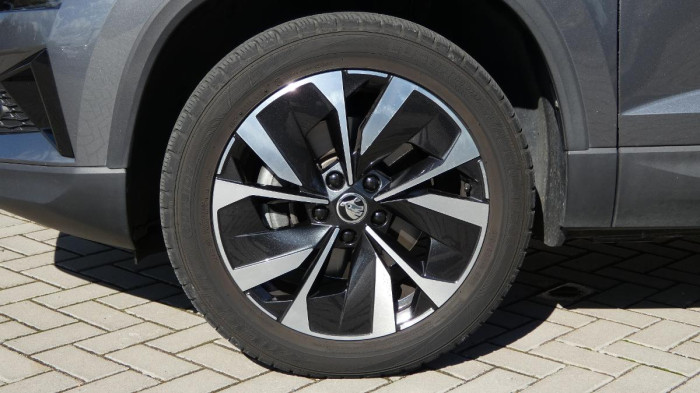 Škoda Karoq 1,5 TSI Style DSG na operativní leasing