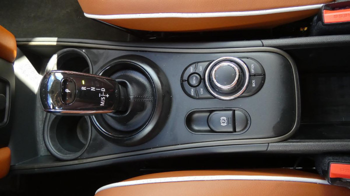 Mini Countryman COOPER na operativní leasing