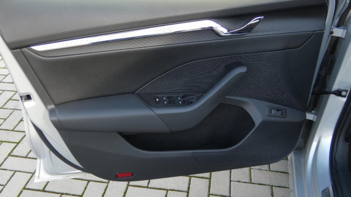 Škoda Octavia Combi 1,5 TSI Style na operativní leasing