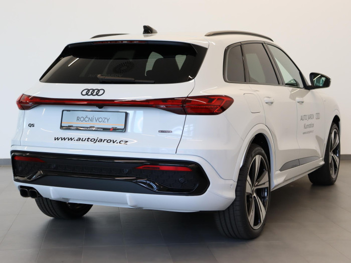 Audi Q5 TDI quattro Stronic na operativní leasing