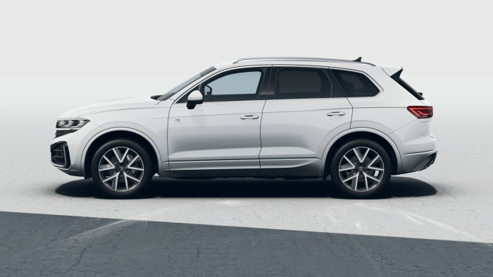 Volkswagen Touareg R-Line V6 3,0 TDI 170kW 4MOT 8DSG na operativní leasing