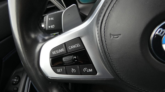 BMW Řada 3 330e xDrive M Sport Plug-in Hy na operativní leasing