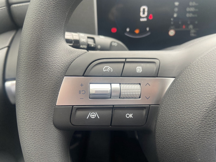 25 1,6 TGDI MT 2WD COMFORT	 na operativní leasing