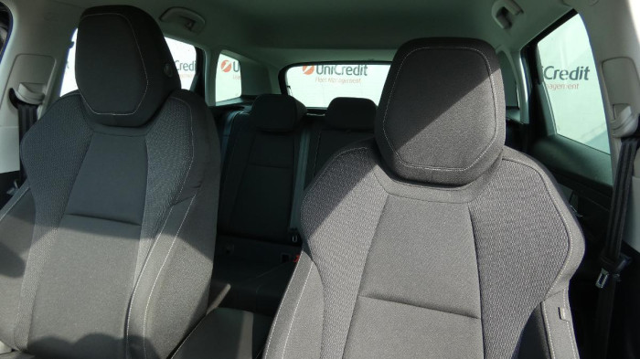 Škoda Karoq 1,5 TSI Ambition DSG na operativní leasing