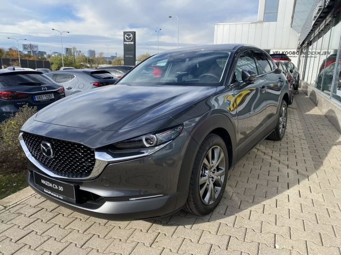 Mazda CX-30 Center-Line 2,5i AT FWD 103 kW automat Šedá metalíza Machine Grey 2,5i AT FWD na operativní leasing