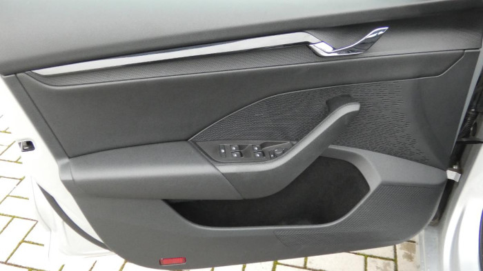 Škoda Octavia 2.0 TDI 85kW Ambition DSG na operativní leasing