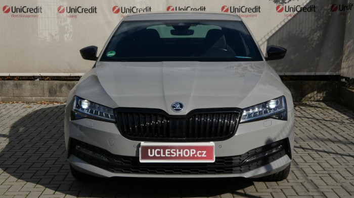 Škoda Superb 2.0 TDI DSG Sportline na operativní leasing