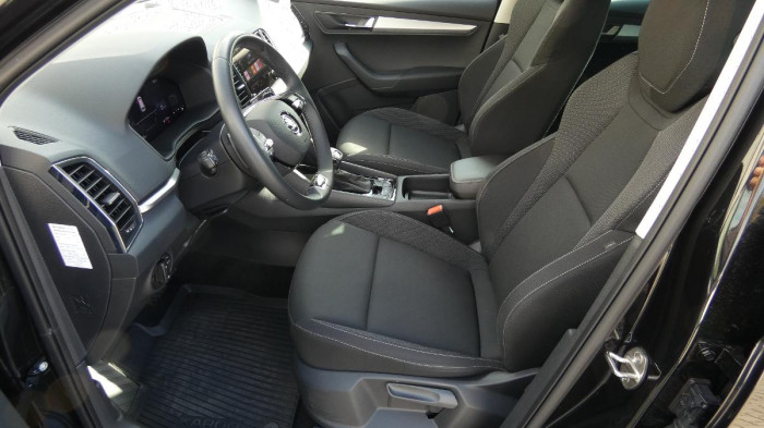 Škoda Karoq 1,5 TSI Ambition DSG na operativní leasing