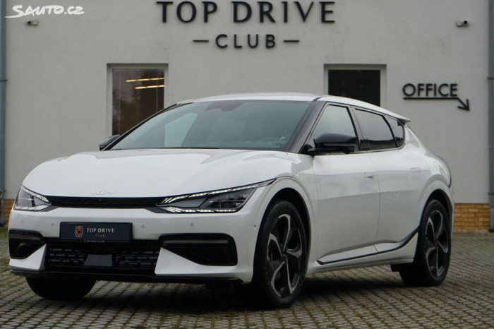 Kia EV6 GT-Line (4x4, nové auto) na operativní leasing