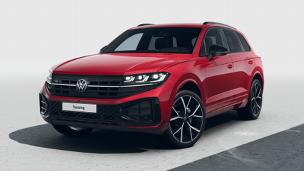 Volkswagen Touareg R-Line V6 3,0 TDI 170 kW 4MOT na operativní leasing