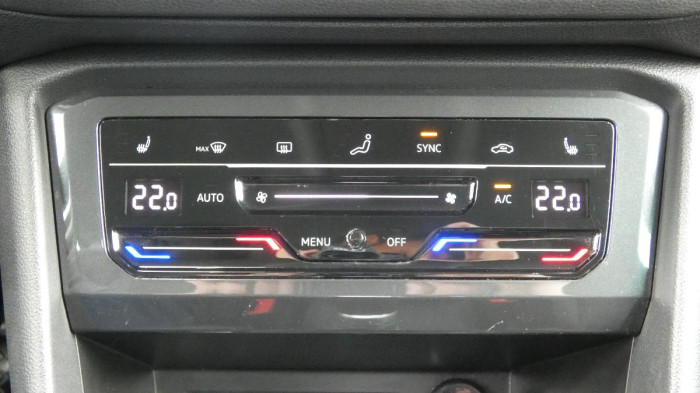 Volkswagen Tiguan 1.5 TSI DSG Life na operativní leasing