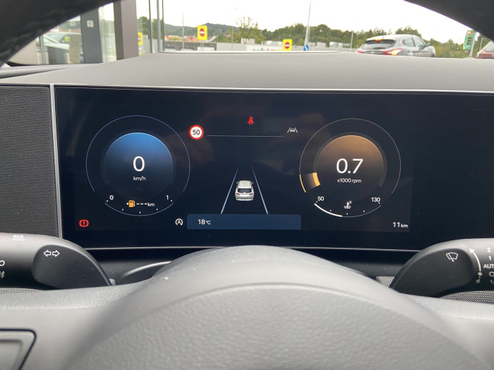 25 1,6 TGDI MT 20 YEARS LUXURY na operativní leasing