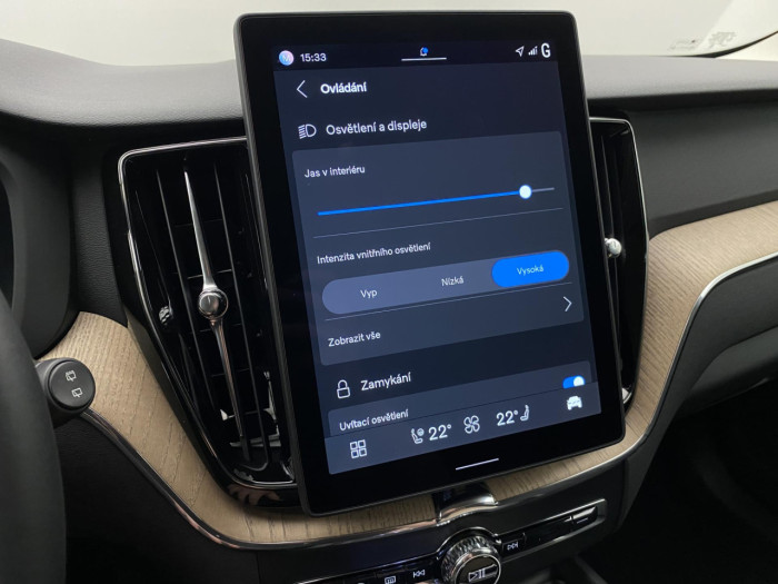 Volvo XC60 T6 AWD AUT BRIGHT PLUS na operativní leasing