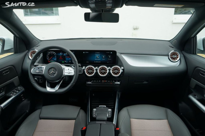 Mercedes-Benz EQA 250 na operativní leasing