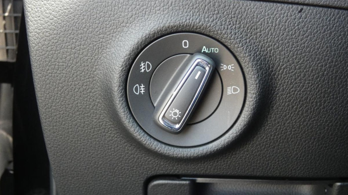 Škoda Superb 2.0 TSI DSG Sportline na operativní leasing