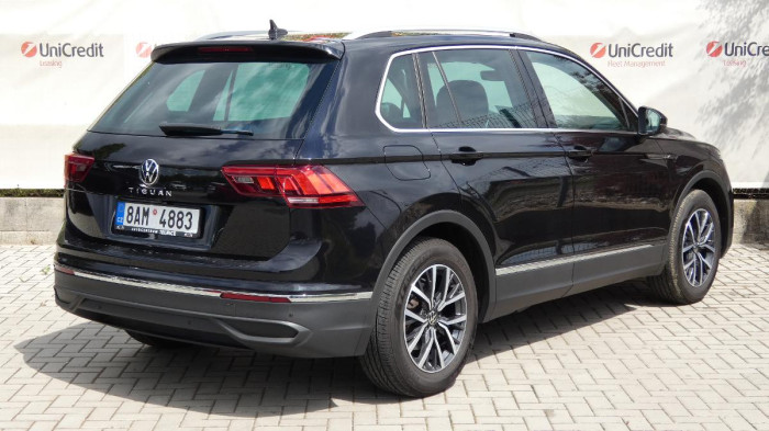 Volkswagen Tiguan 1.5 TSI DSG Life na operativní leasing