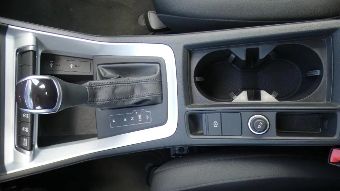 Audi Q3 2,0 TFSI quattro S tronic S-li na operativní leasing