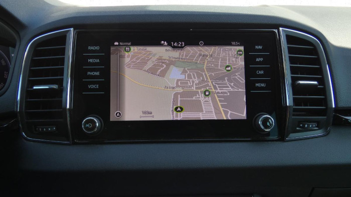 Škoda Karoq 1,5 TSI Style na operativní leasing