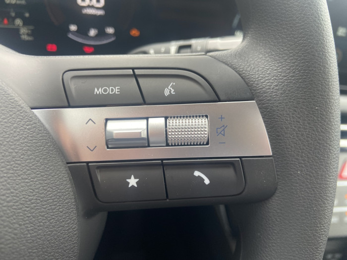 25 1,6 TGDI MT 2WD COMFORT	 na operativní leasing