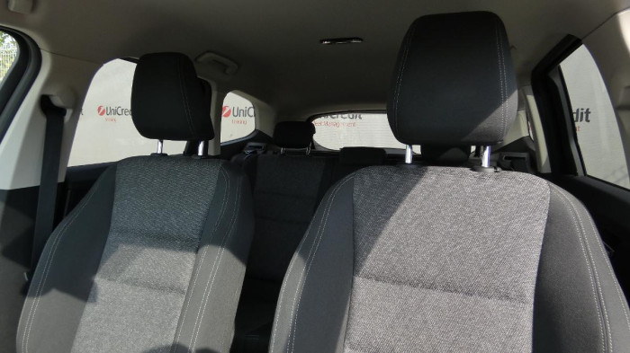 BMW X1 sDrive 18i DCT na operativní leasing