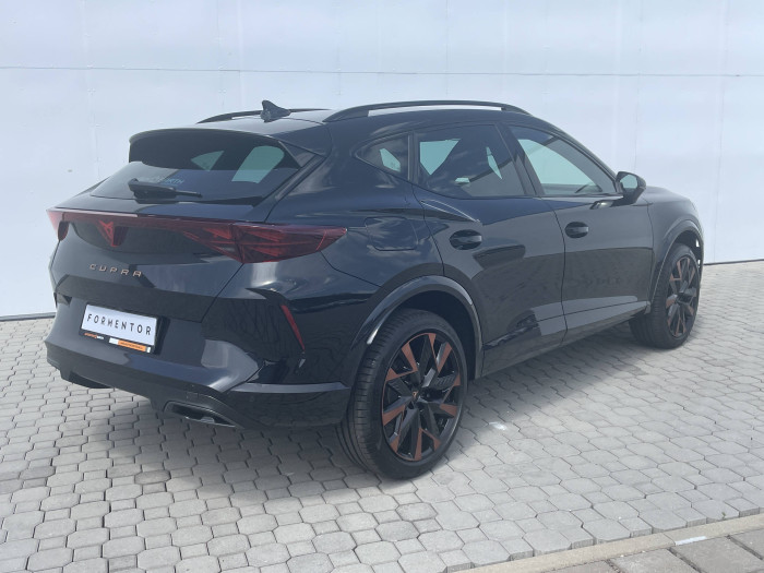 CUPRA Formentor DSG 4WD 2,0 TSI / 150kW na operativní leasing